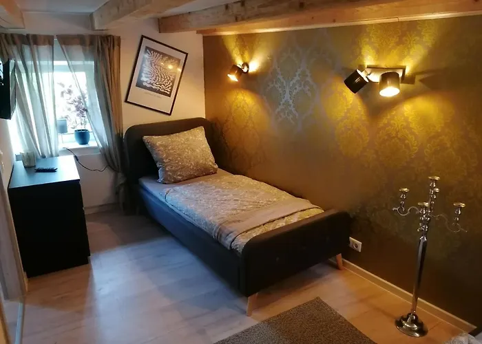 Zum Pfarrberg Lägenhet *